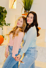 Load image into Gallery viewer, BESTIE BLOUSE