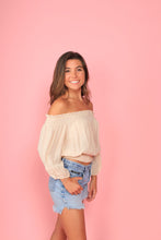 Load image into Gallery viewer, SWEET CREAM OFF THE SHOUDLER TOP