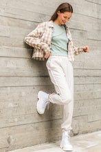 Load image into Gallery viewer, ON THE GO JOGGERS MILK
