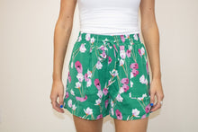 Load image into Gallery viewer, FLORAL SHORTS- GREEN
