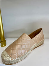 Load image into Gallery viewer, GIA FLATS NUDE
