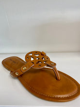 Load image into Gallery viewer, TORI CAMEL SANDALS
