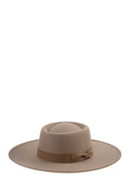 Load image into Gallery viewer, FALLING FOR YOU HAT
