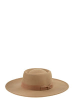 Load image into Gallery viewer, FALLING FOR YOU HAT
